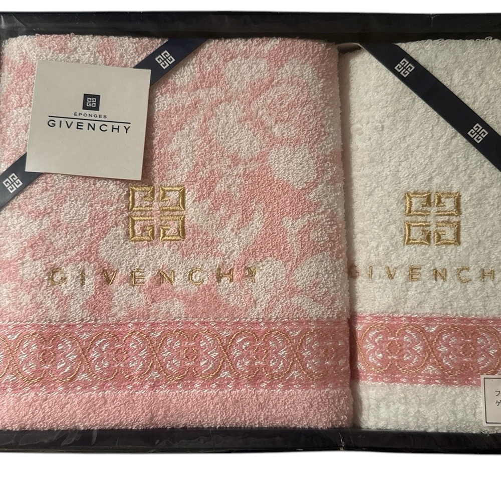 Givenchy Hand Towel/Face Towel💕NWT sealed.